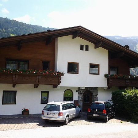Apartment Alpin Aschau Im Zillertal المظهر الخارجي الصورة